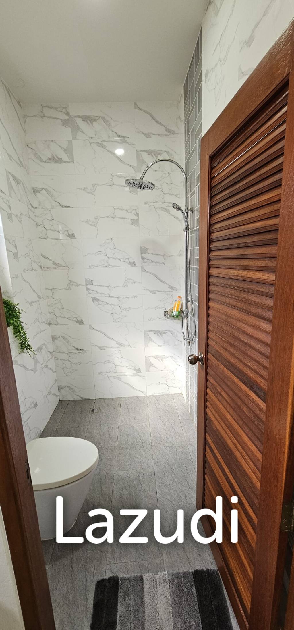 3-Bedrooms House with Garden in Taling Ngam