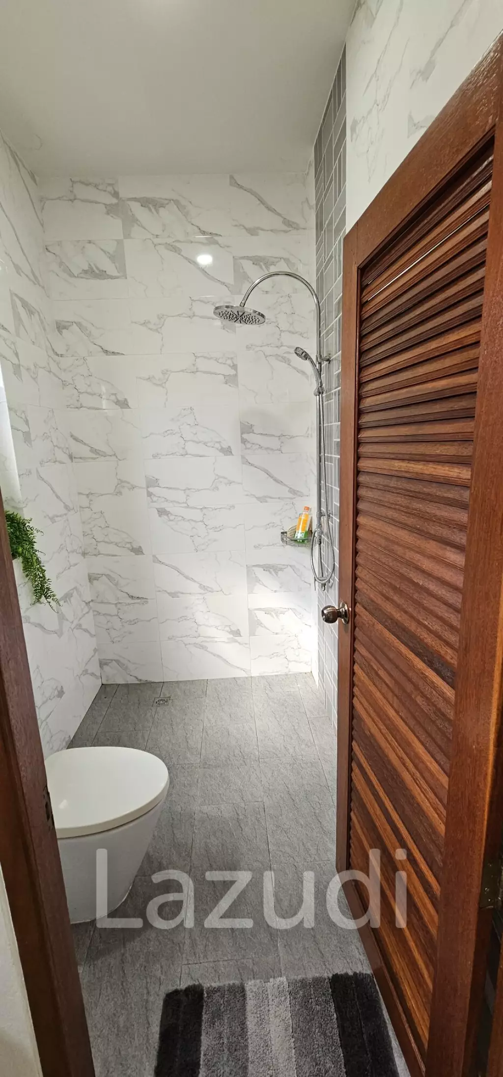 3-Bedrooms House with Garden in Taling Ngam
