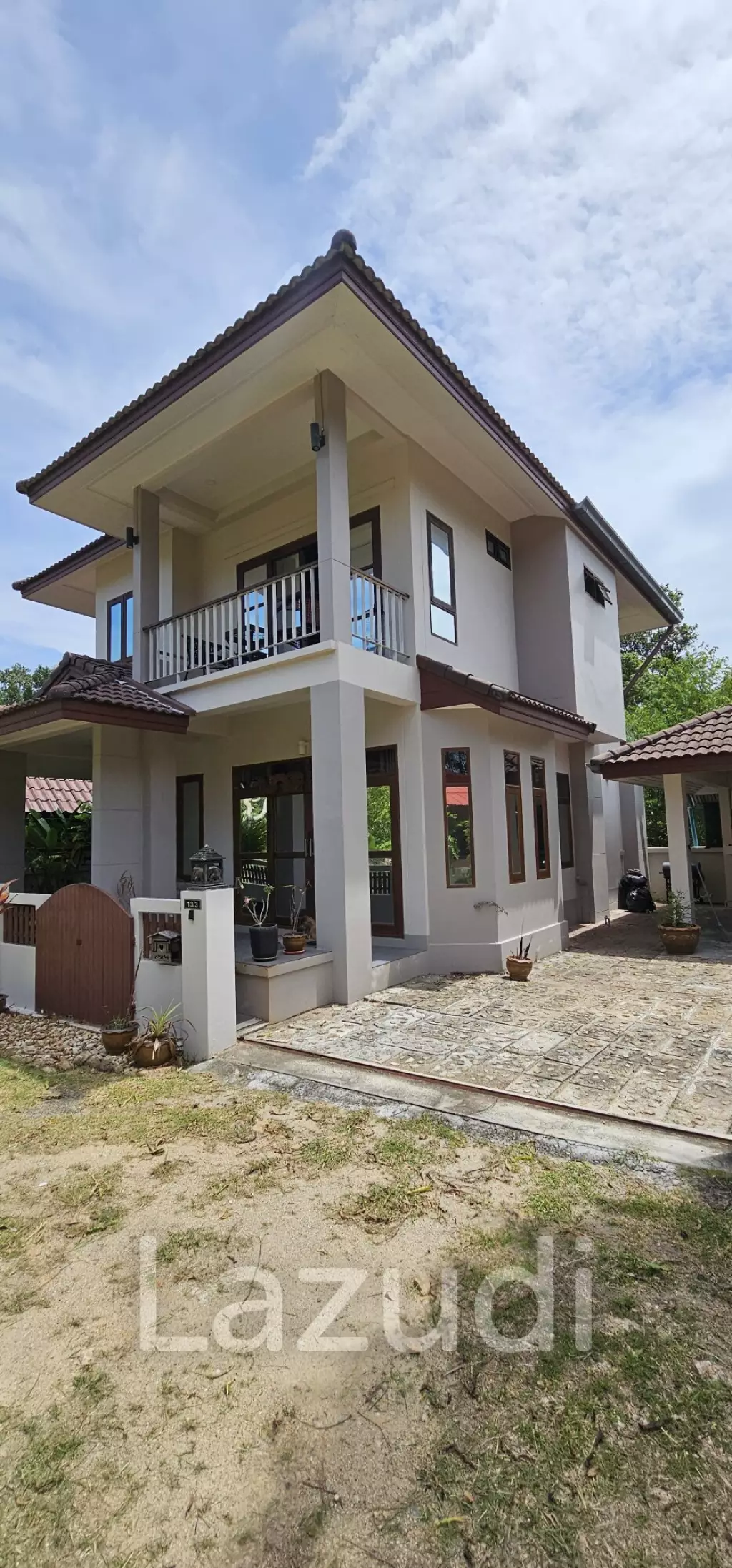 3-Bedrooms House with Garden in Taling Ngam
