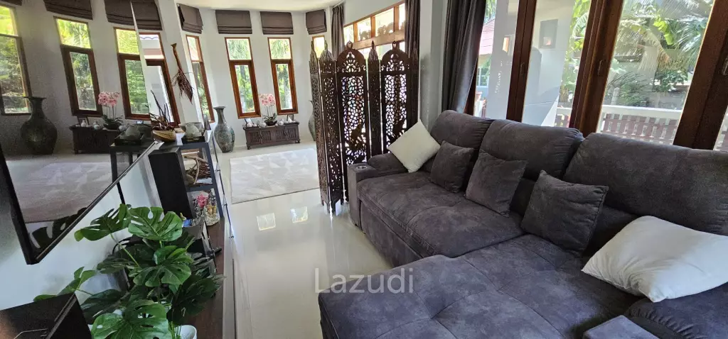 3-Bedrooms House with Garden in Taling Ngam