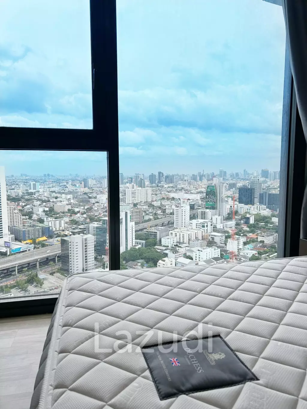 1 Bedroom 1 Bathroom 41 Sq.m THE LINE Jatujak - Mochit