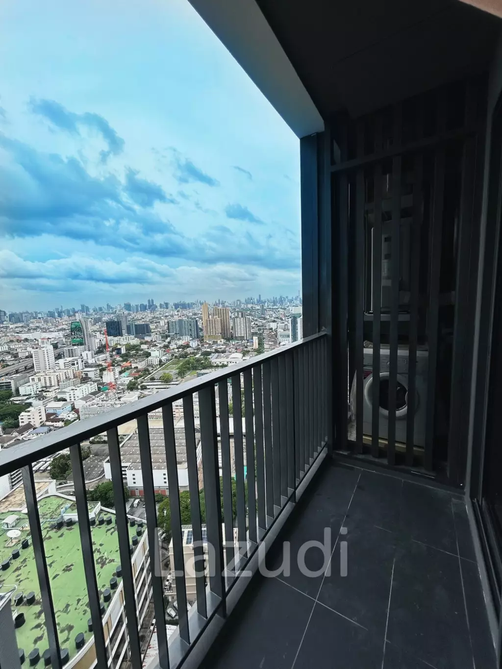 1 Bedroom 1 Bathroom 41 Sq.m THE LINE Jatujak - Mochit