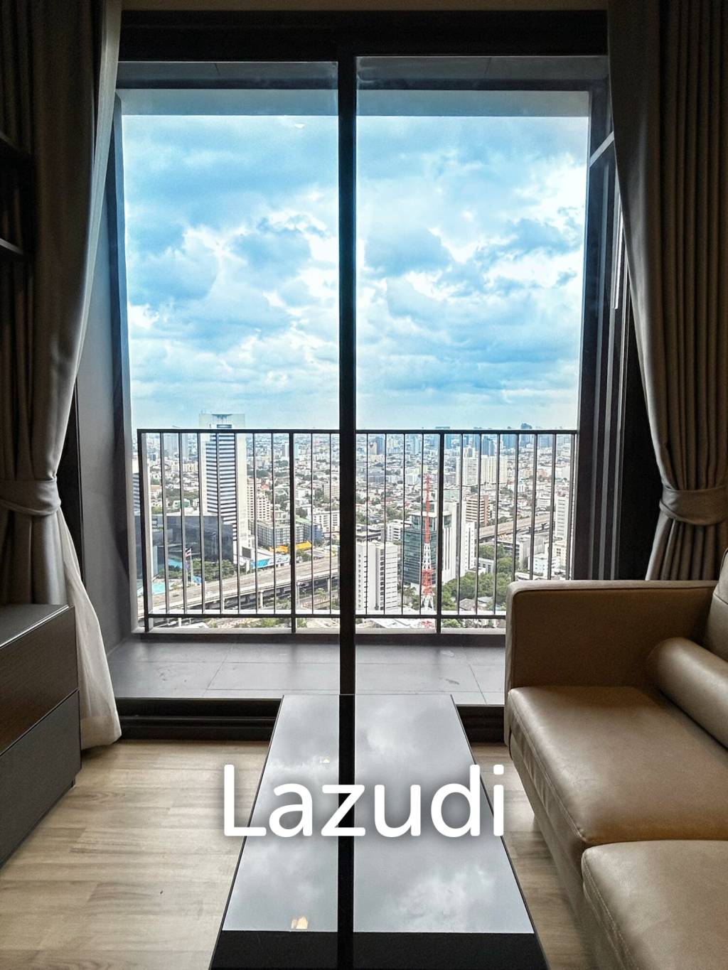 1 Bedroom 1 Bathroom 41 Sq.m THE LINE Jatujak - Mochit