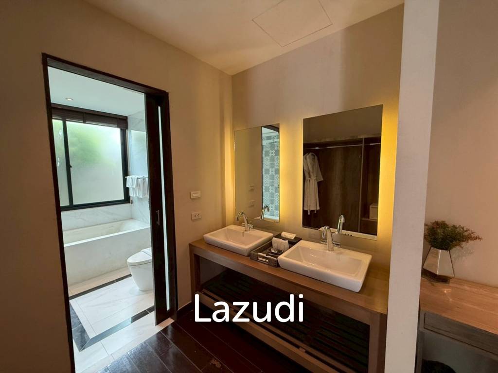 Spacious 2-Storey Villa with Rooftop Jacuzzi, 3 bed, 3 bath
