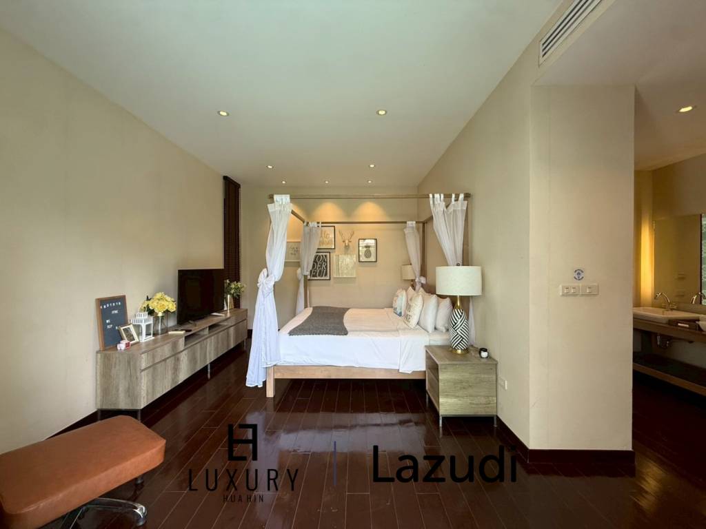 Spacious 2-Storey Villa with Rooftop Jacuzzi, 3 bed, 3 bath