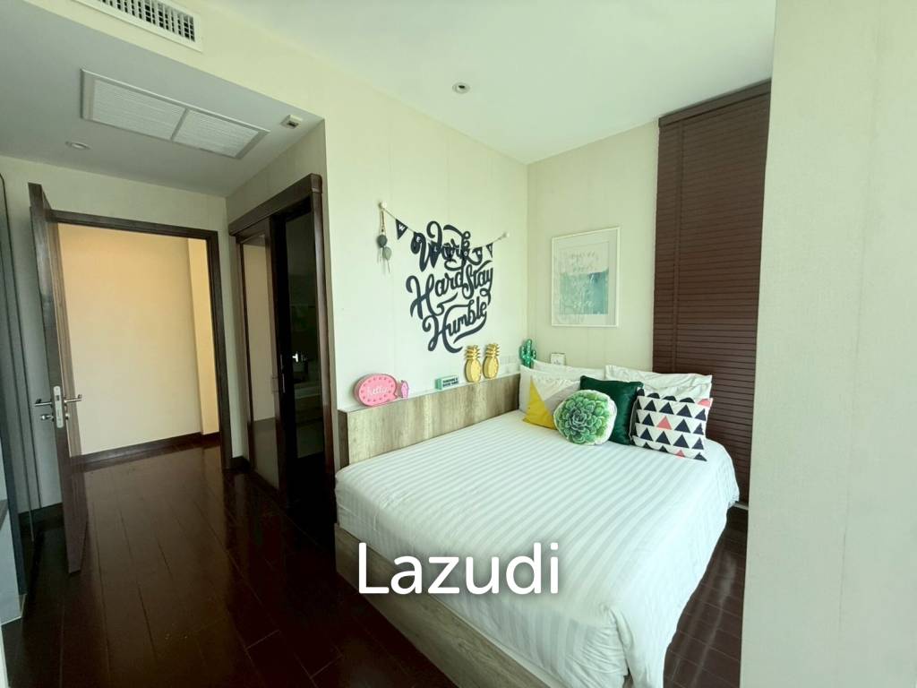 Spacious 2-Storey Villa with Rooftop Jacuzzi, 3 bed, 3 bath