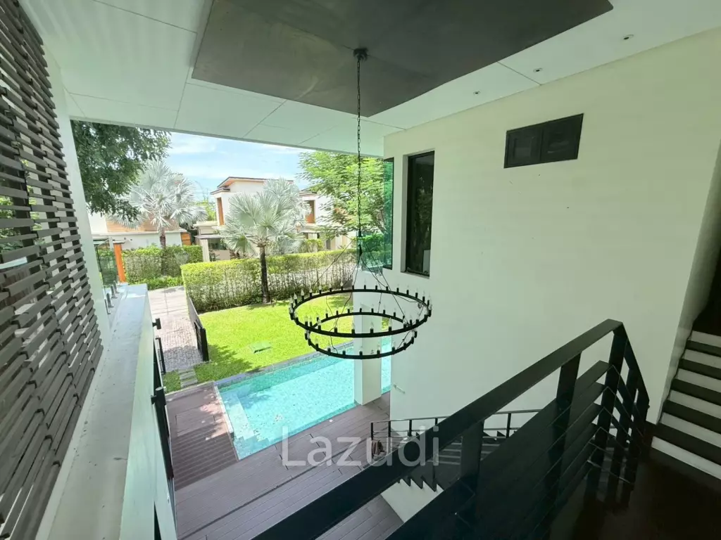 Spacious 2-Storey Villa with Rooftop Jacuzzi, 3 bed, 3 bath