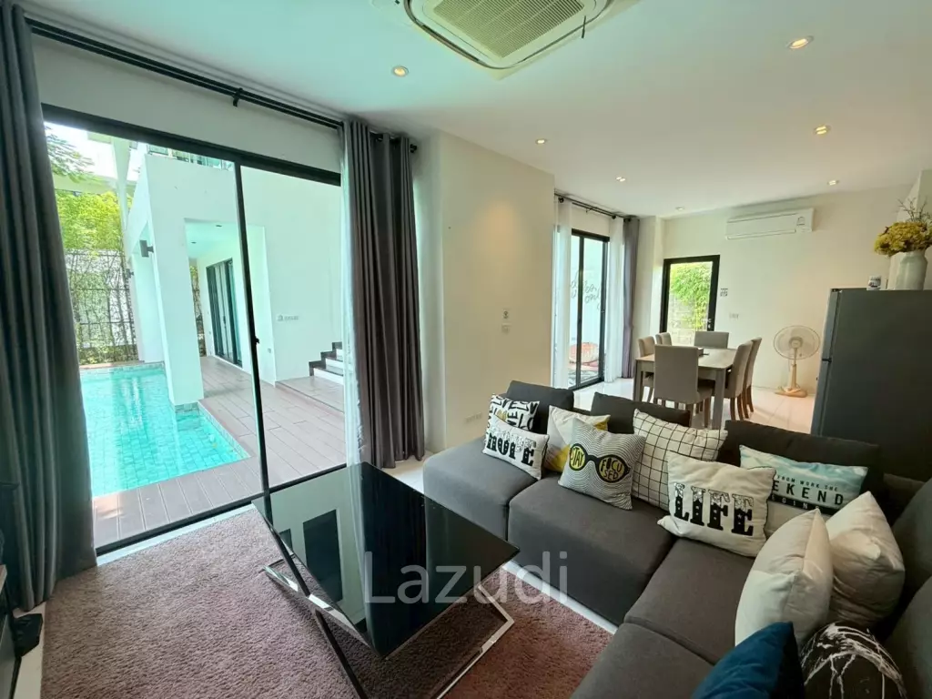 Spacious 2-Storey Villa with Rooftop Jacuzzi, 3 bed, 3 bath