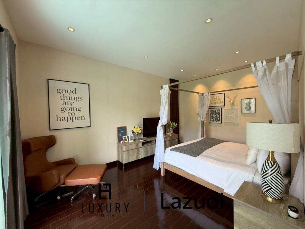 Spacious 2-Storey Villa with Rooftop Jacuzzi, 3 bed, 3 bath