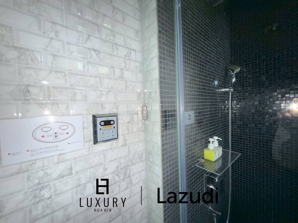 Spacious 2-Storey Villa with Rooftop Jacuzzi, 3 bed, 3 bath