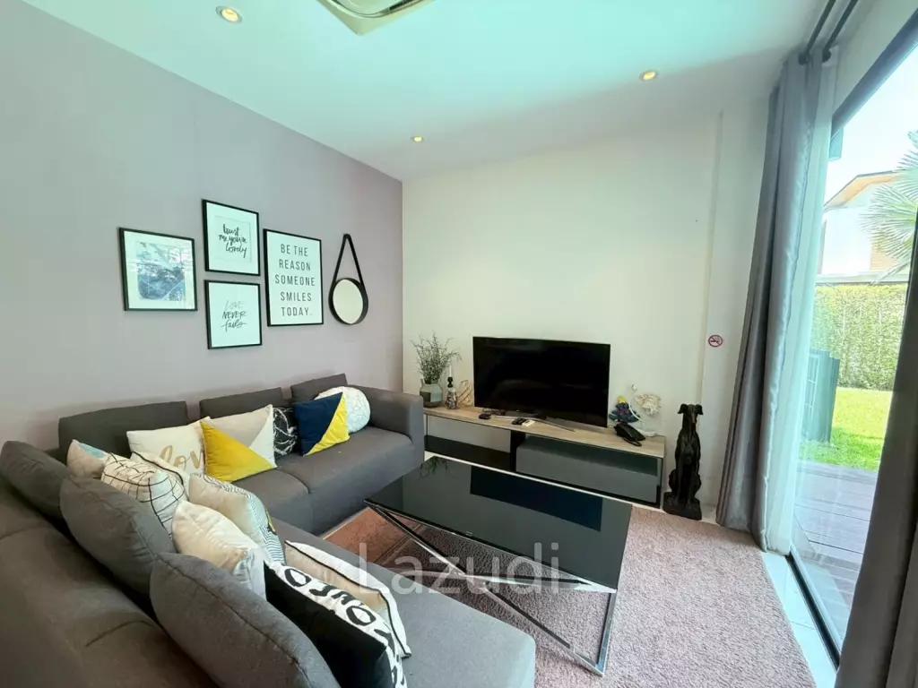 Spacious 2-Storey Villa with Rooftop Jacuzzi, 3 bed, 3 bath