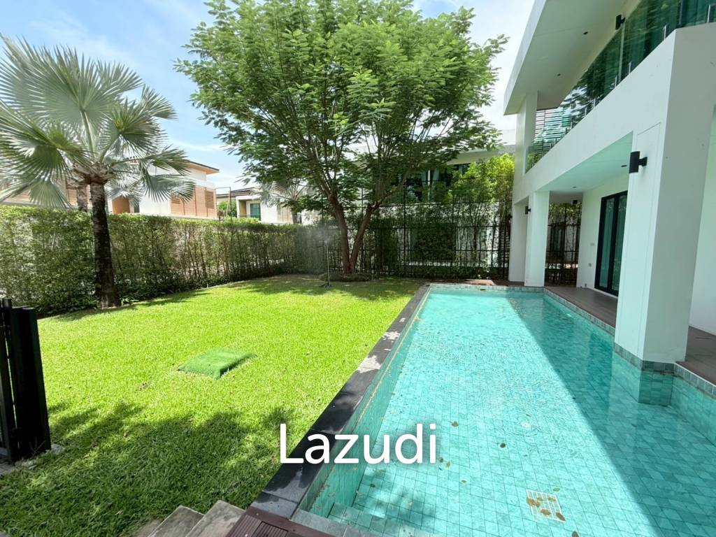 Spacious 2-Storey Villa with Rooftop Jacuzzi, 3 bed, 3 bath