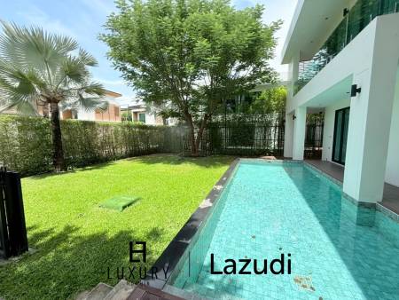 Spacious 2-Storey Villa with Rooftop Jacuzzi, 3 bed, 3 bath