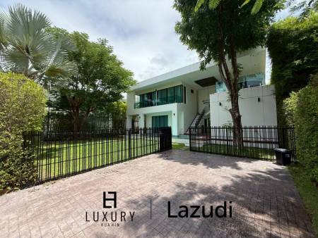 Spacious 2-Storey Villa with Rooftop Jacuzzi, 3 bed, 3 bath