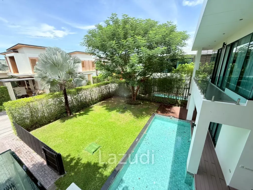 Spacious 2-Storey Villa with Rooftop Jacuzzi, 3 bed, 3 bath
