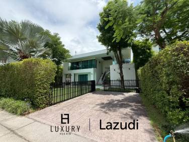 Spacious 2-Storey Villa with Rooftop Jacuzzi, 3 bed, 3 bath