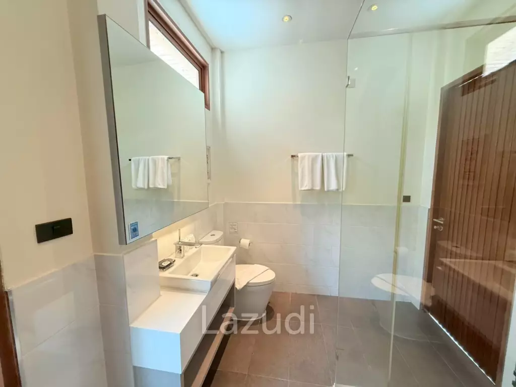 Two stories villa in It'z Time. 3 bed, 3 bath.