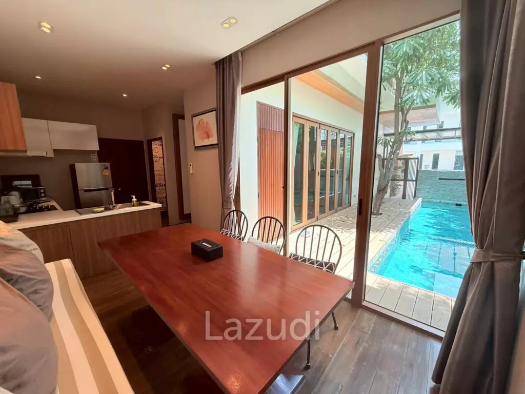 Two stories villa in It'z Time. 3 bed, 3 bath.