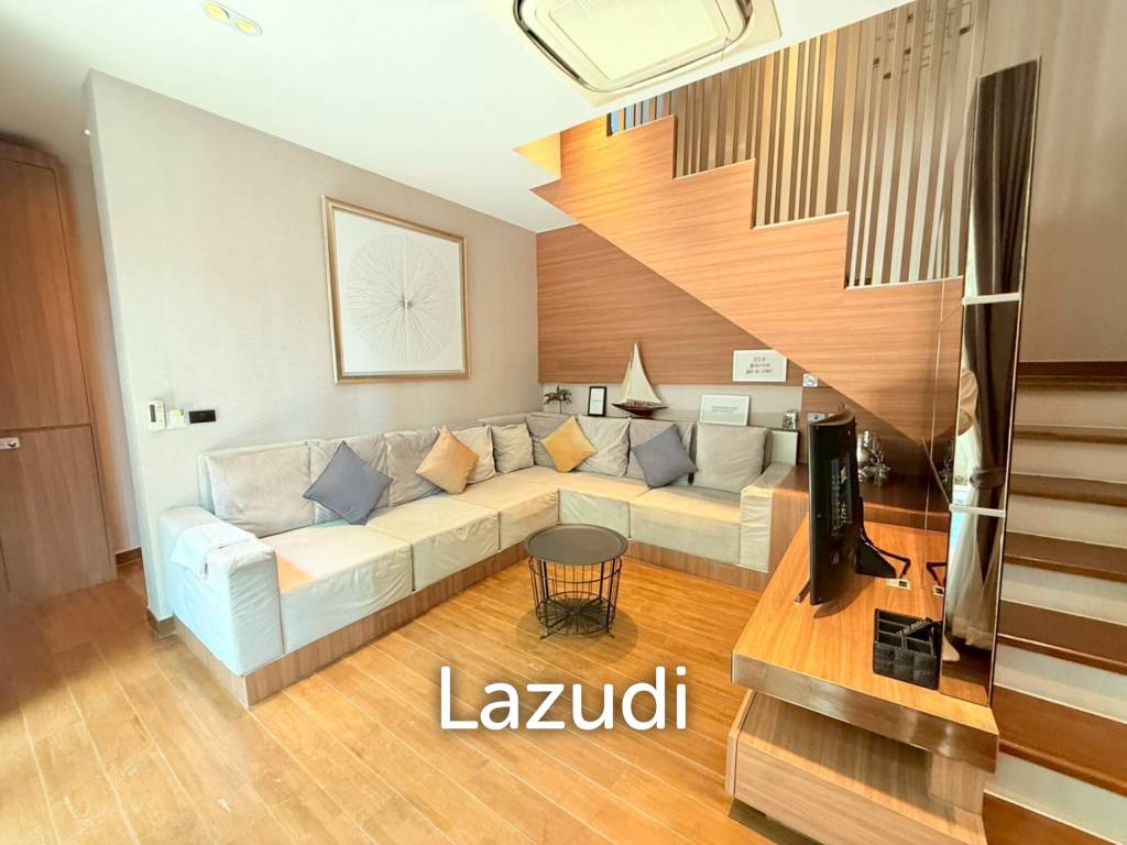 Two stories villa in It'z Time. 3 bed, 3 bath.