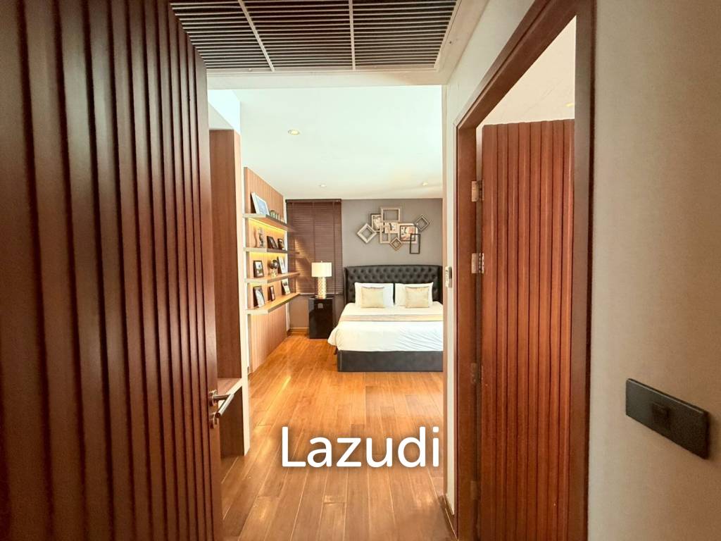 Two stories villa in It'z Time. 3 bed, 3 bath.