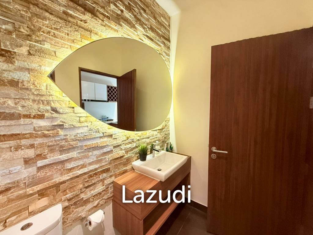 Two stories villa in It'z Time. 3 bed, 3 bath.