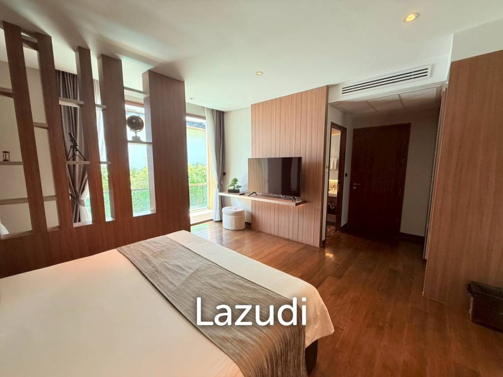Two stories villa in It'z Time. 3 bed, 3 bath.