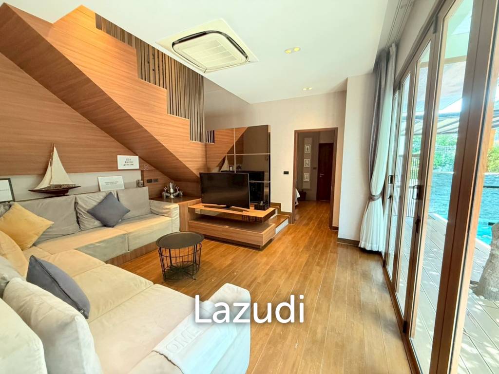 Two stories villa in It'z Time. 3 bed, 3 bath.