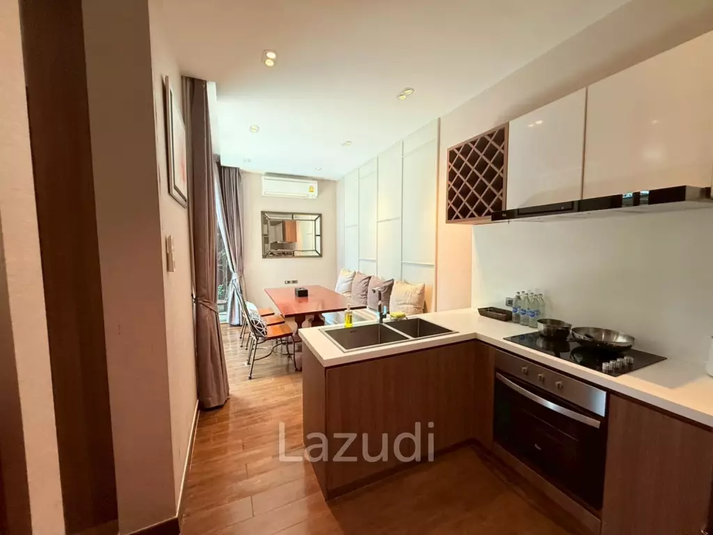 Two stories villa in It'z Time. 3 bed, 3 bath.