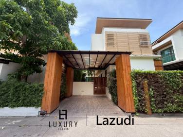 Two stories villa in It'z Time. 3 bed, 3 bath.