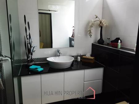 MODERN LUXURY POOL VILLA IN LA LUA RESORT : 2 storey villa with great views