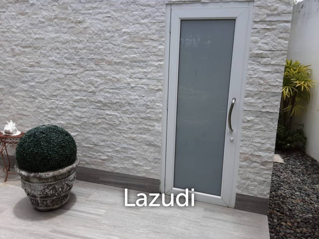 MODERN LUXURY POOL VILLA IN LA LUA RESORT : 2 storey villa with great views