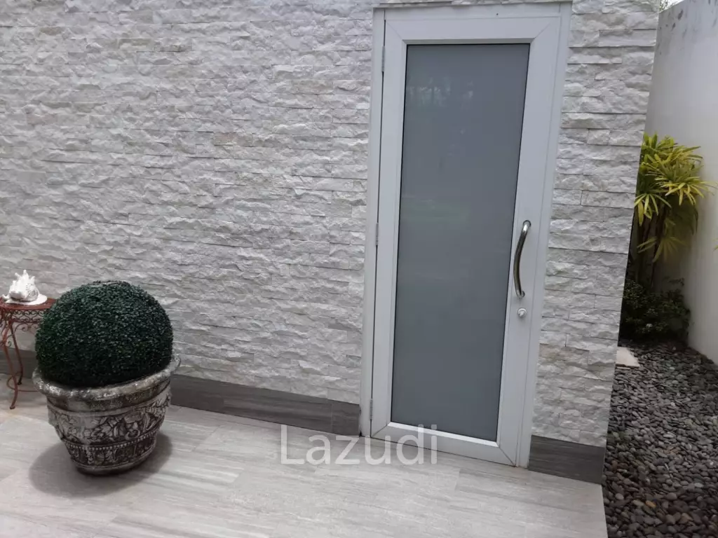 MODERN LUXURY POOL VILLA IN LA LUA RESORT : 2 storey villa with great views