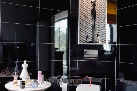MODERN LUXURY POOL VILLA IN LA LUA RESORT : 2 storey villa with great views