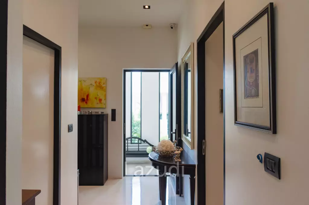 MODERN LUXURY POOL VILLA IN LA LUA RESORT : 2 storey villa with great views