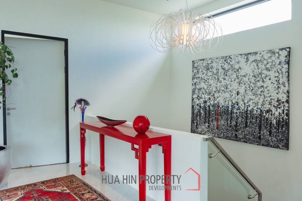 MODERN LUXURY POOL VILLA IN LA LUA RESORT : 2 storey villa with great views