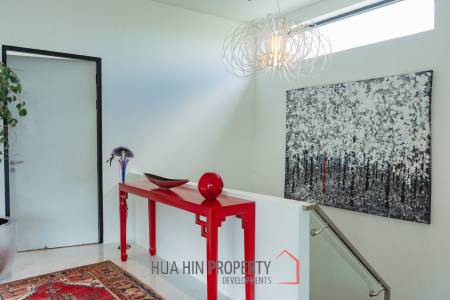 MODERN LUXURY POOL VILLA IN LA LUA RESORT : 2 storey villa with great views