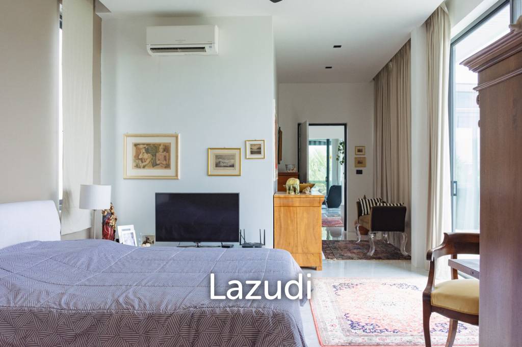 MODERN LUXURY POOL VILLA IN LA LUA RESORT : 2 storey villa with great views