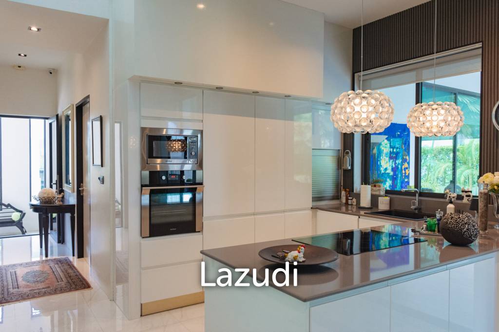 MODERN LUXURY POOL VILLA IN LA LUA RESORT : 2 storey villa with great views