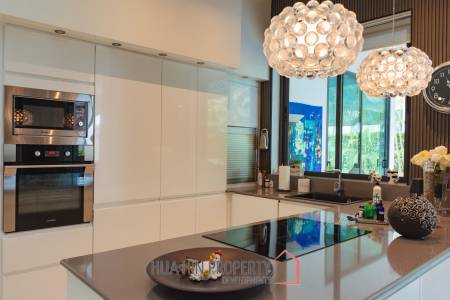 MODERN LUXURY POOL VILLA IN LA LUA RESORT : 2 storey villa with great views