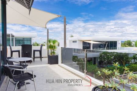 MODERN LUXURY POOL VILLA IN LA LUA RESORT : 2 storey villa with great views