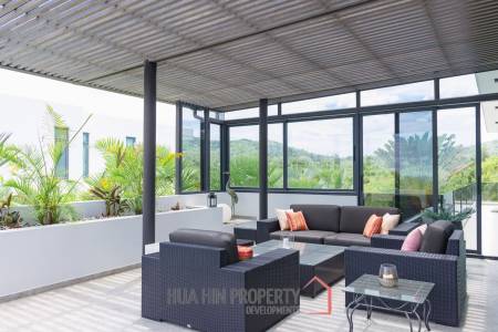 MODERN LUXURY POOL VILLA IN LA LUA RESORT : 2 storey villa with great views