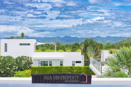 MODERN LUXURY POOL VILLA IN LA LUA RESORT : 2 storey villa with great views