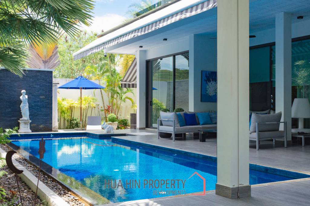MODERN LUXURY POOL VILLA IN LA LUA RESORT : 2 storey villa with great views