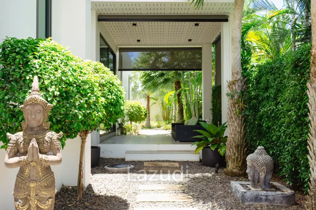 MODERN LUXURY POOL VILLA IN LA LUA RESORT : 2 storey villa with great views