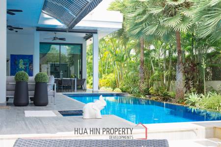 MODERN LUXURY POOL VILLA IN LA LUA RESORT : 2 storey villa with great views