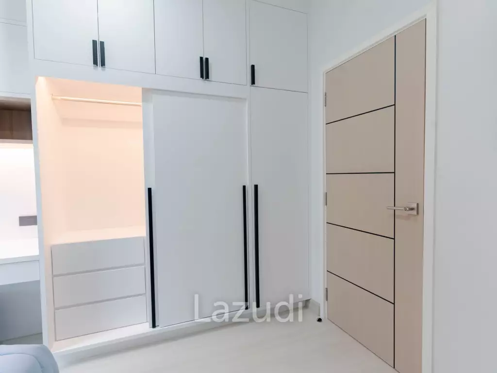 4 Bedroom Modern Luxurious House For Sale in Ban Thawai.