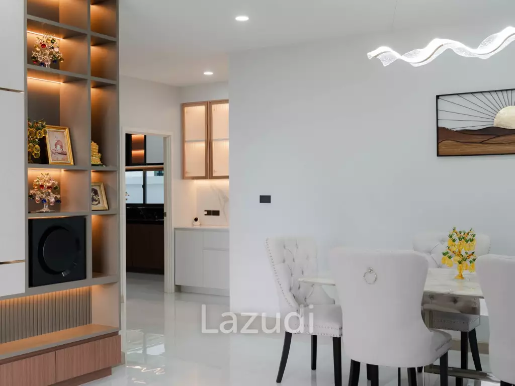 4 Bedroom Modern Luxurious House For Sale in Ban Thawai.