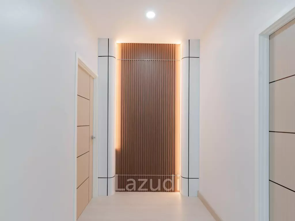 4 Bedroom Modern Luxurious House For Sale in Ban Thawai.
