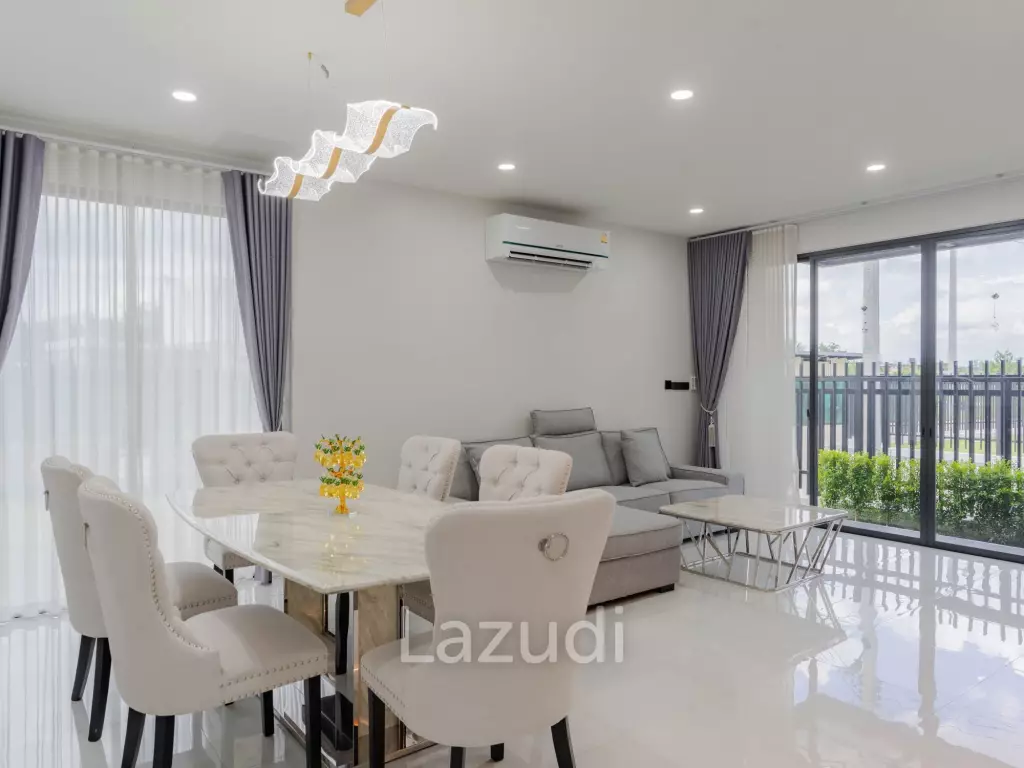 4 Bedroom Modern Luxurious House For Sale in Ban Thawai.