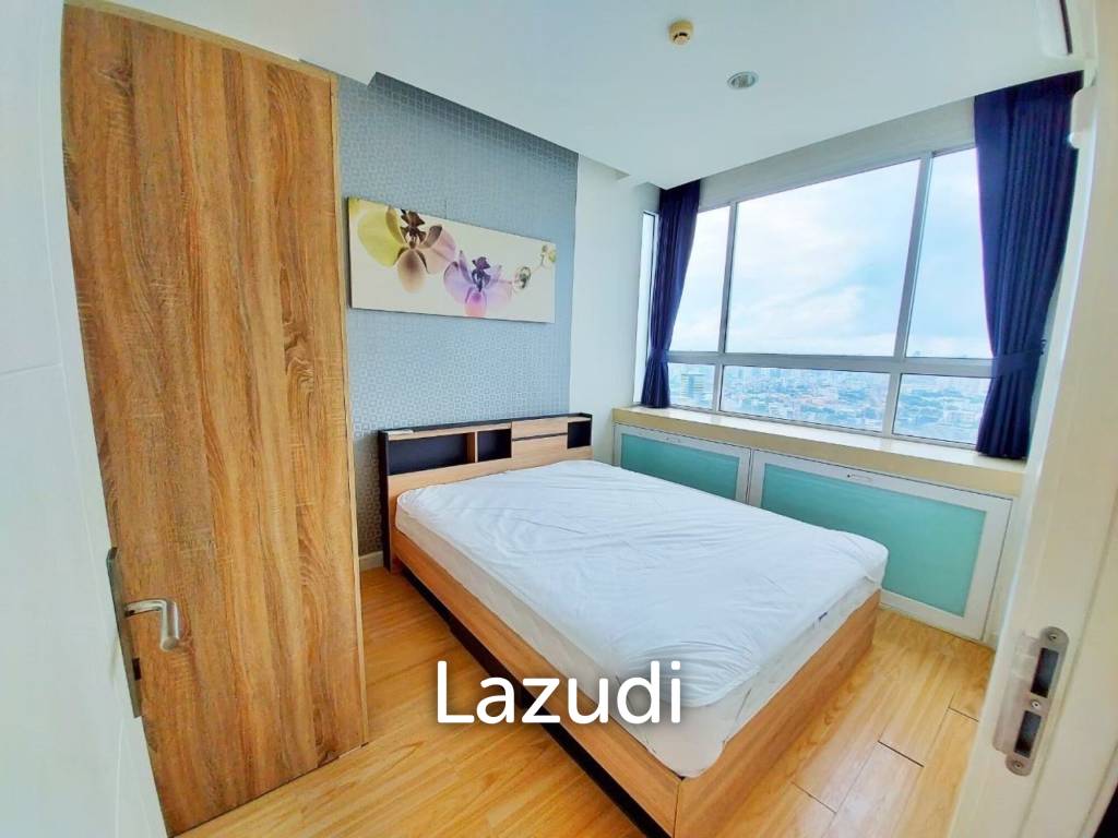 2 Bedroom  1 Bathroom 56 SQ.M TC Green Rama 9